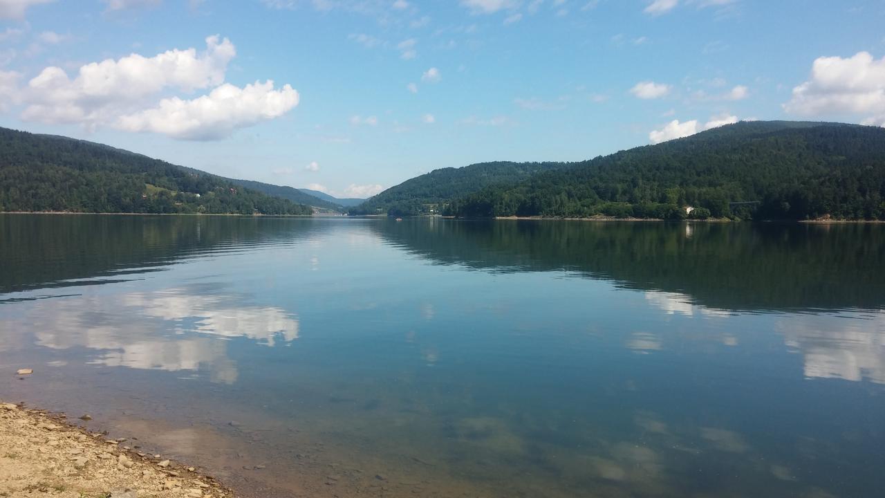 Domek Gloria Nad Jeziorem Zywieckim Экстерьер фото